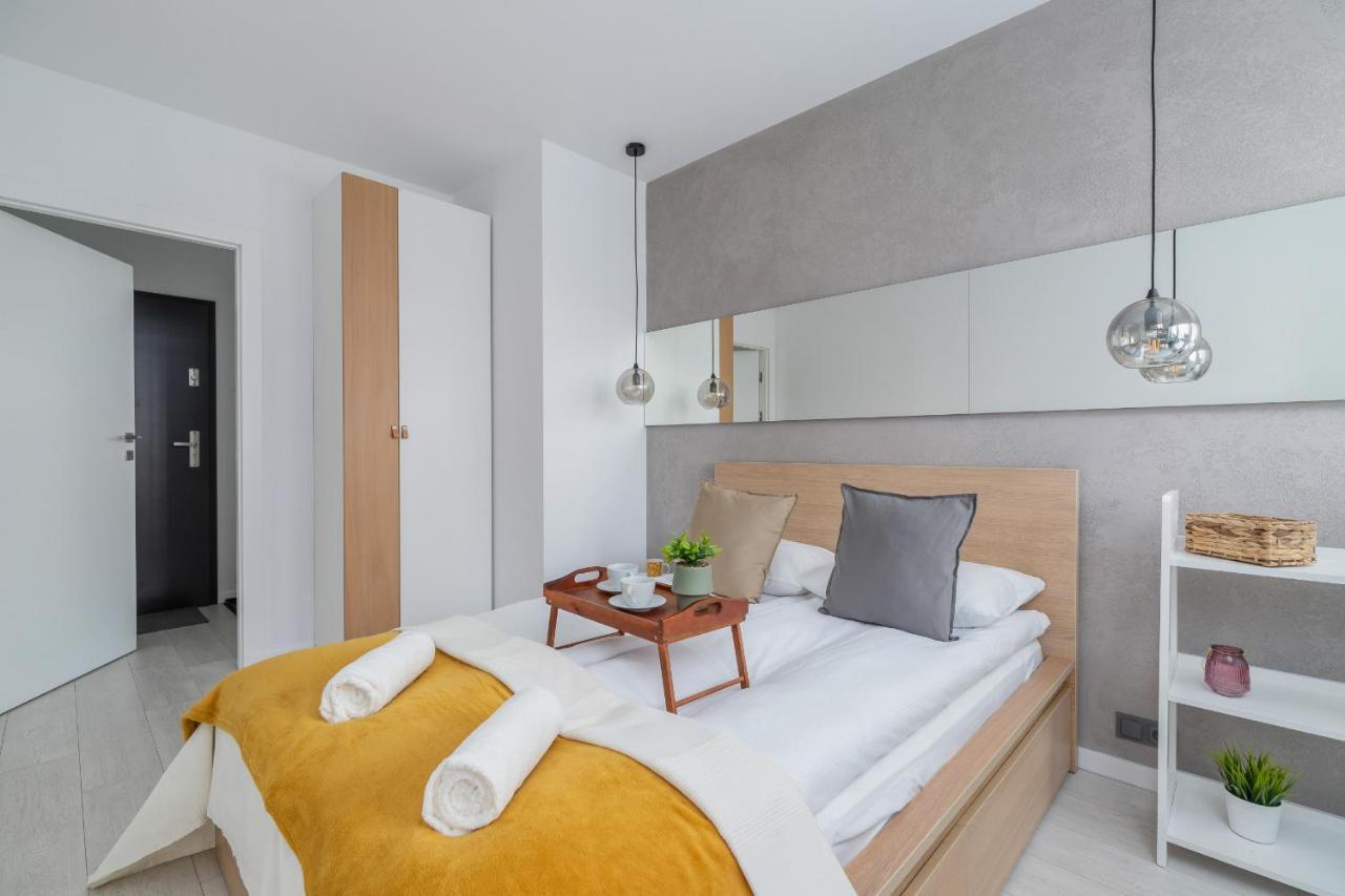 City Centre & Modern Quiet Apartment With Parking By Renters Prestige Krakow Exterior photo